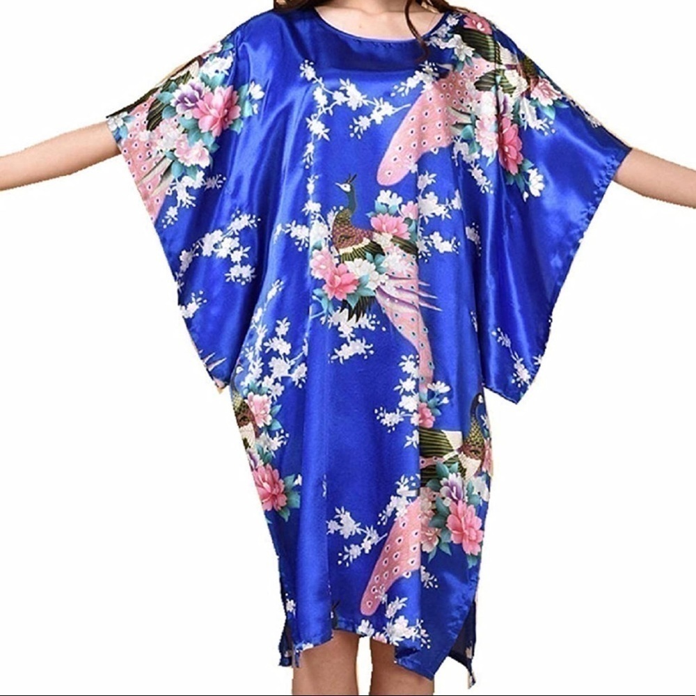 Blue Kimono. Pullover. OSFM. NWOT